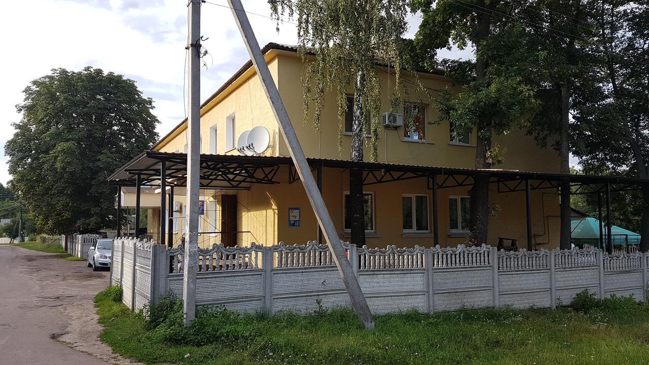 Glamour Hotel Luhyny Exteriör bild