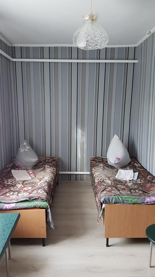 Glamour Hotel Luhyny Exteriör bild